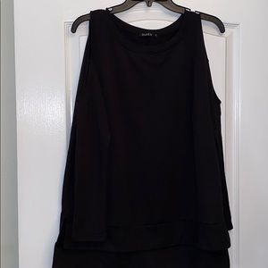 Ouges black cold shoulder sweatshirt
